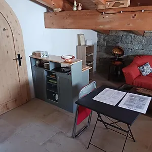 https://la-casa-di-paglia-girasole.in-sardinia.net