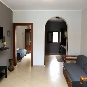 Conte Agostino Pepoli Appartement
